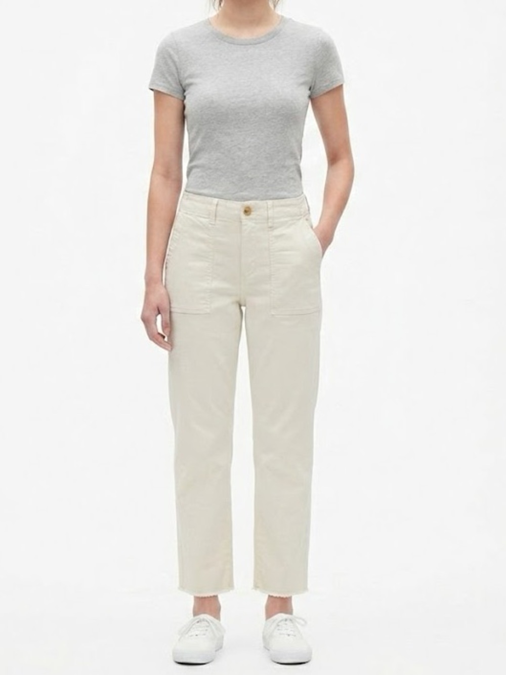 GAP Girlfriend Khaki Straight-Leg Raw Hem Jeans in Ivory, Size 6